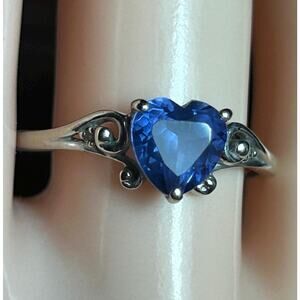 Vintage 10k white gold blue sapphire heart shaped gemstone art deco ring